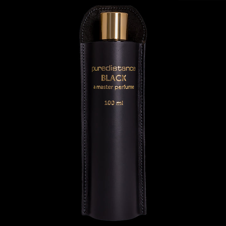 PUREDISTANCE Black Parfum